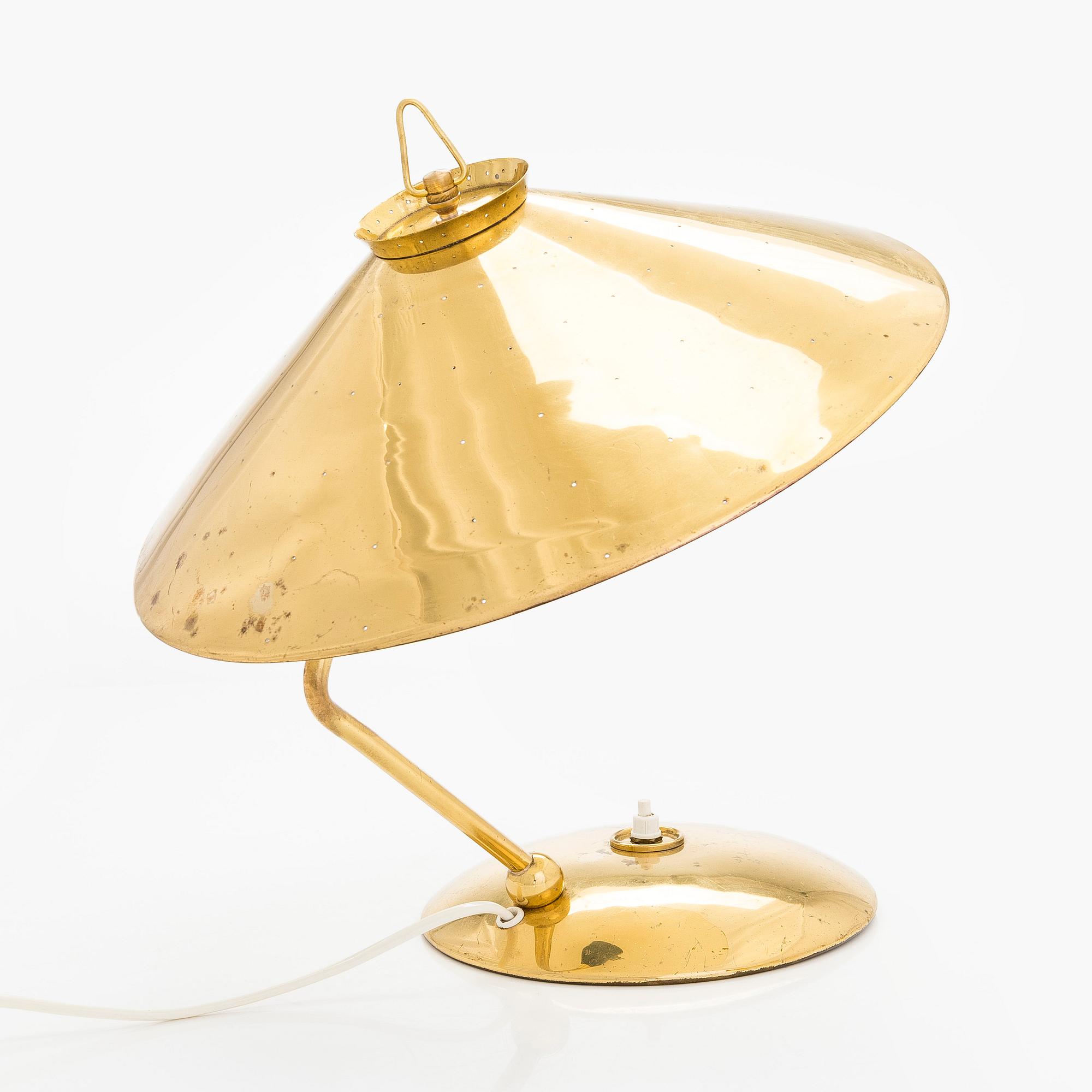 A mid-20th century 'EV 65' table lamp for Itsu.