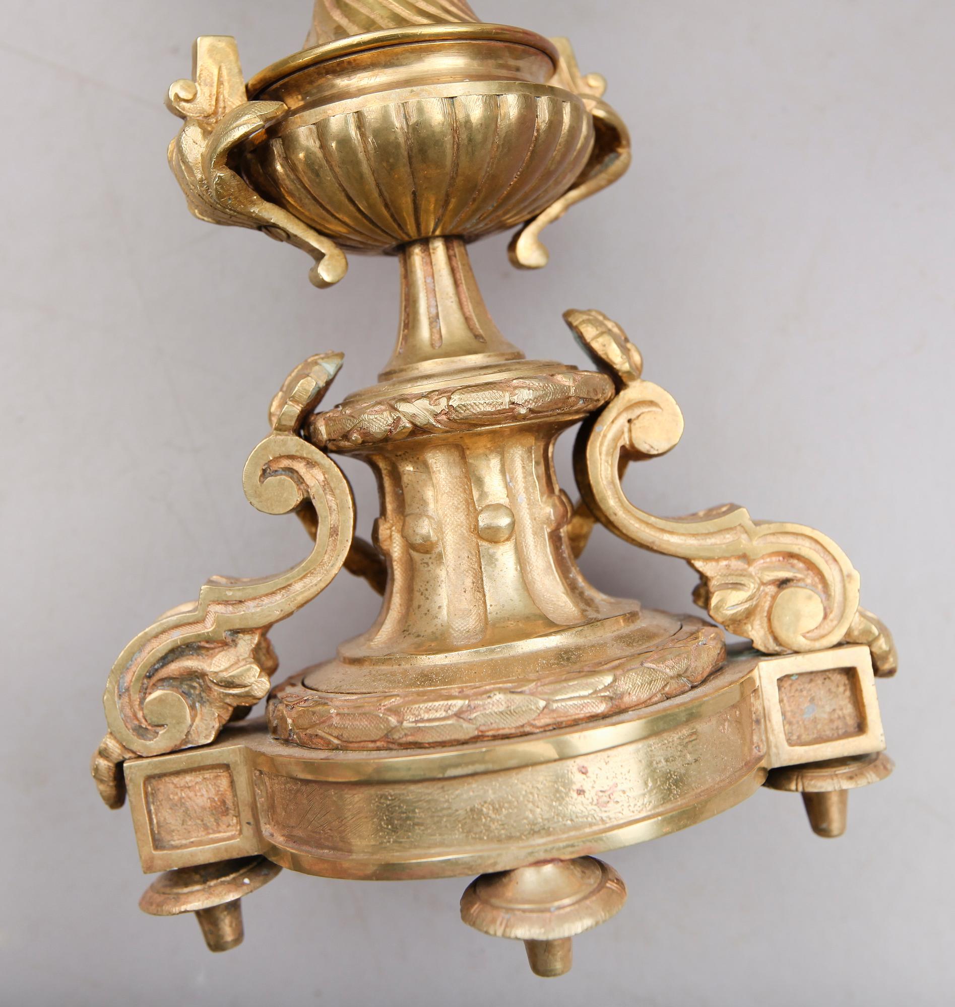 KANDELABRAR, 1 par, Louis Seizestil, Frankrike, 1800-/1900-tal.