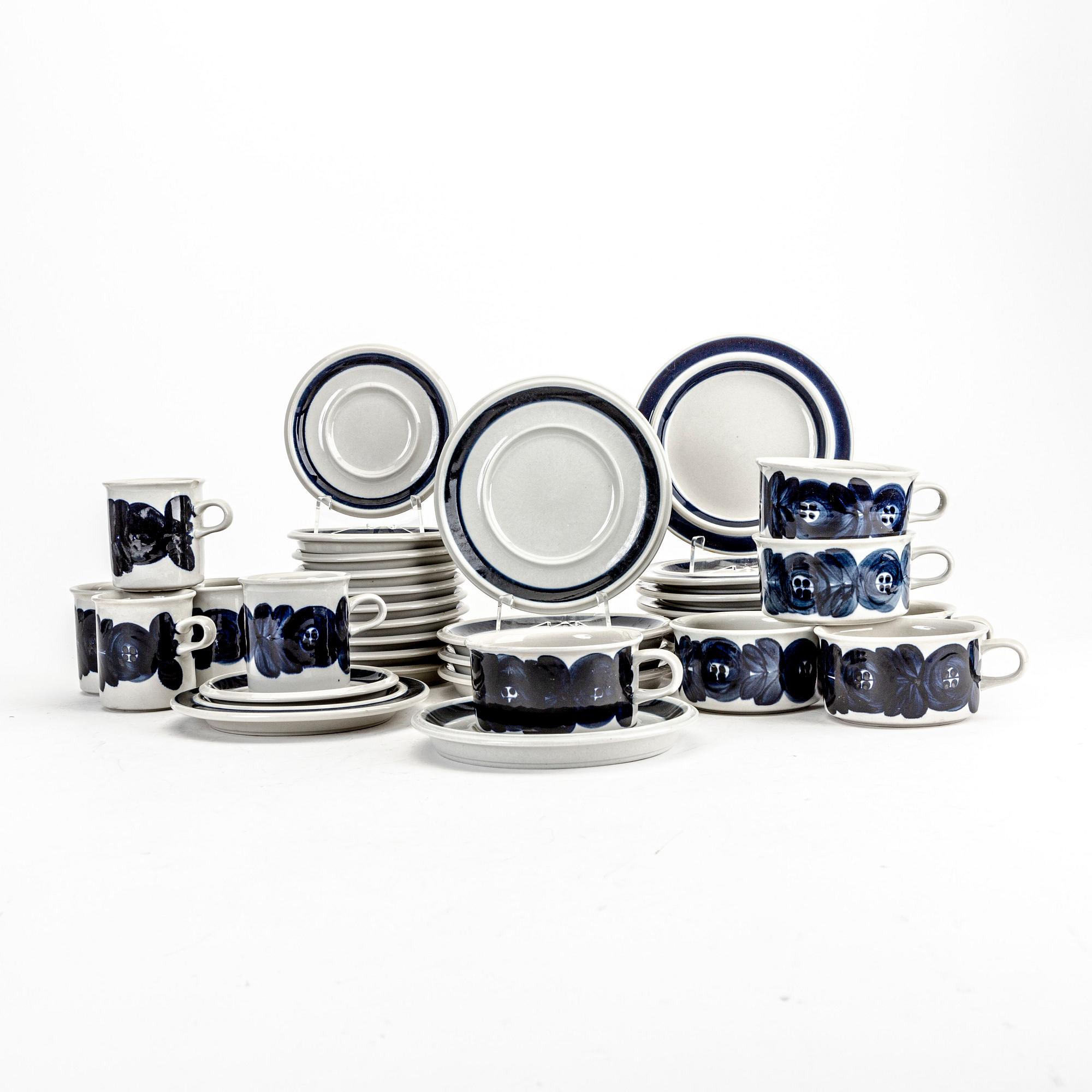 Ulla Procopé, servisdelar, 25 dlr, stengods, "Anemone", Arabia, Finland, 1900-taletes andra hälft.