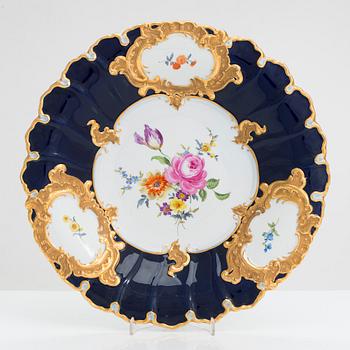 A Meissen porcelain bowl, Germany, third quarter of the 20th century.