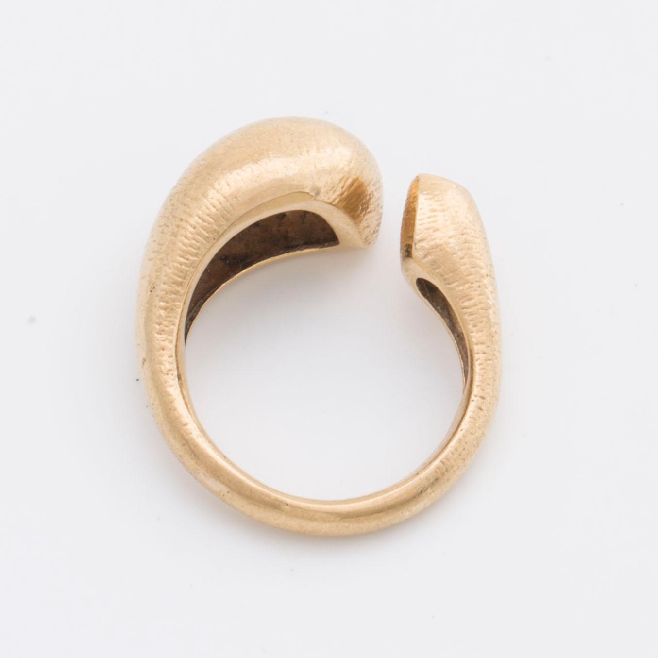 LYNGGAARD RING 18K guld m 1 brilliant-cut diamond approx 0,05 ct.