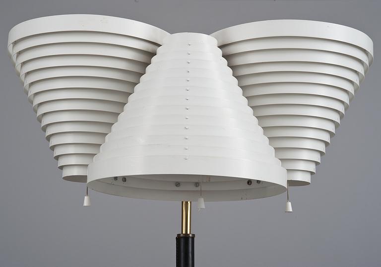 Alvar Aalto, GOLVLAMPA, A809.