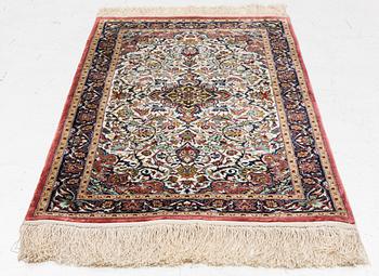 Rug, Ghom, approx. 126 x 70 cm.