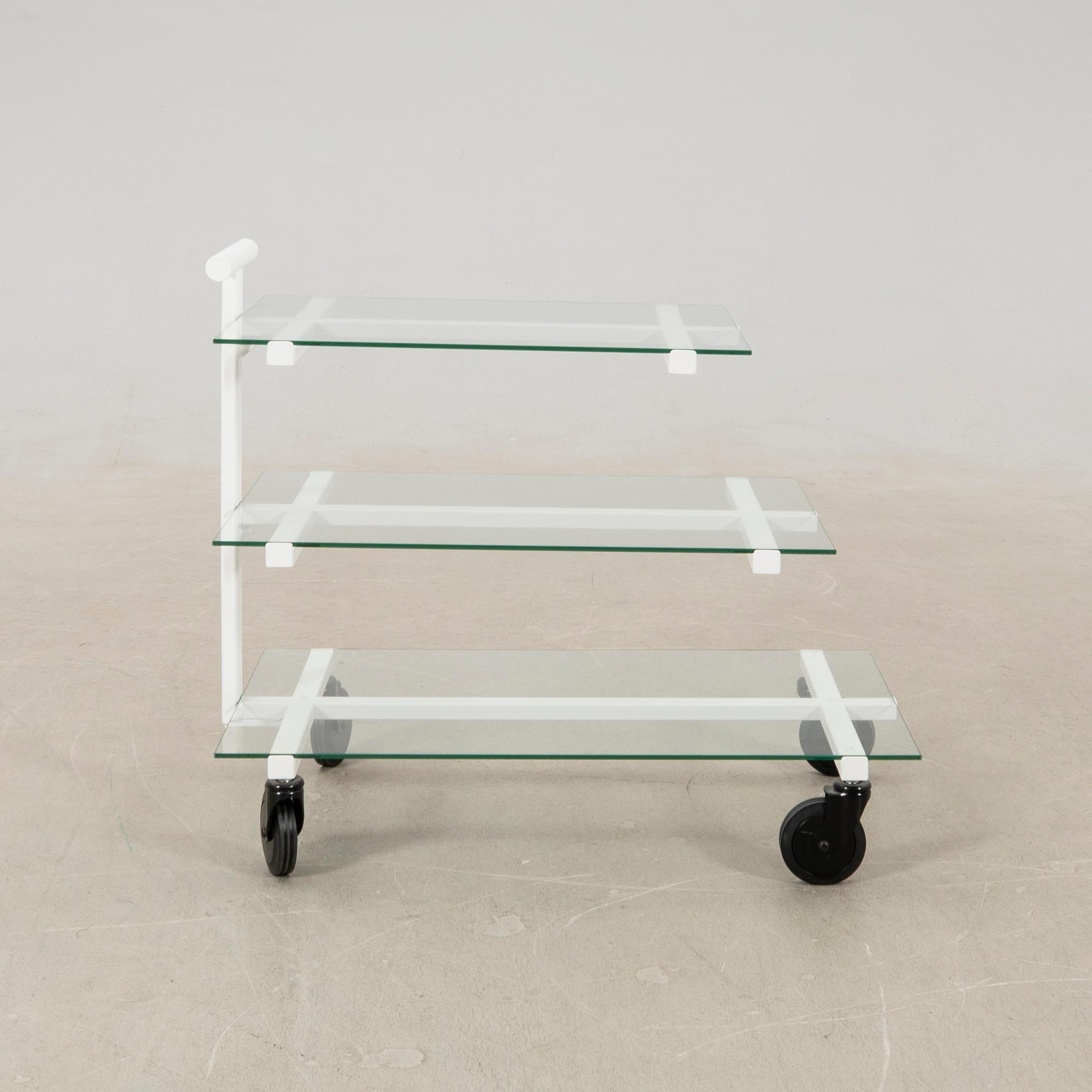 Josef Frank, te-/serveringsvagn, modellnr 691 för Firma Svenskt Tenn.