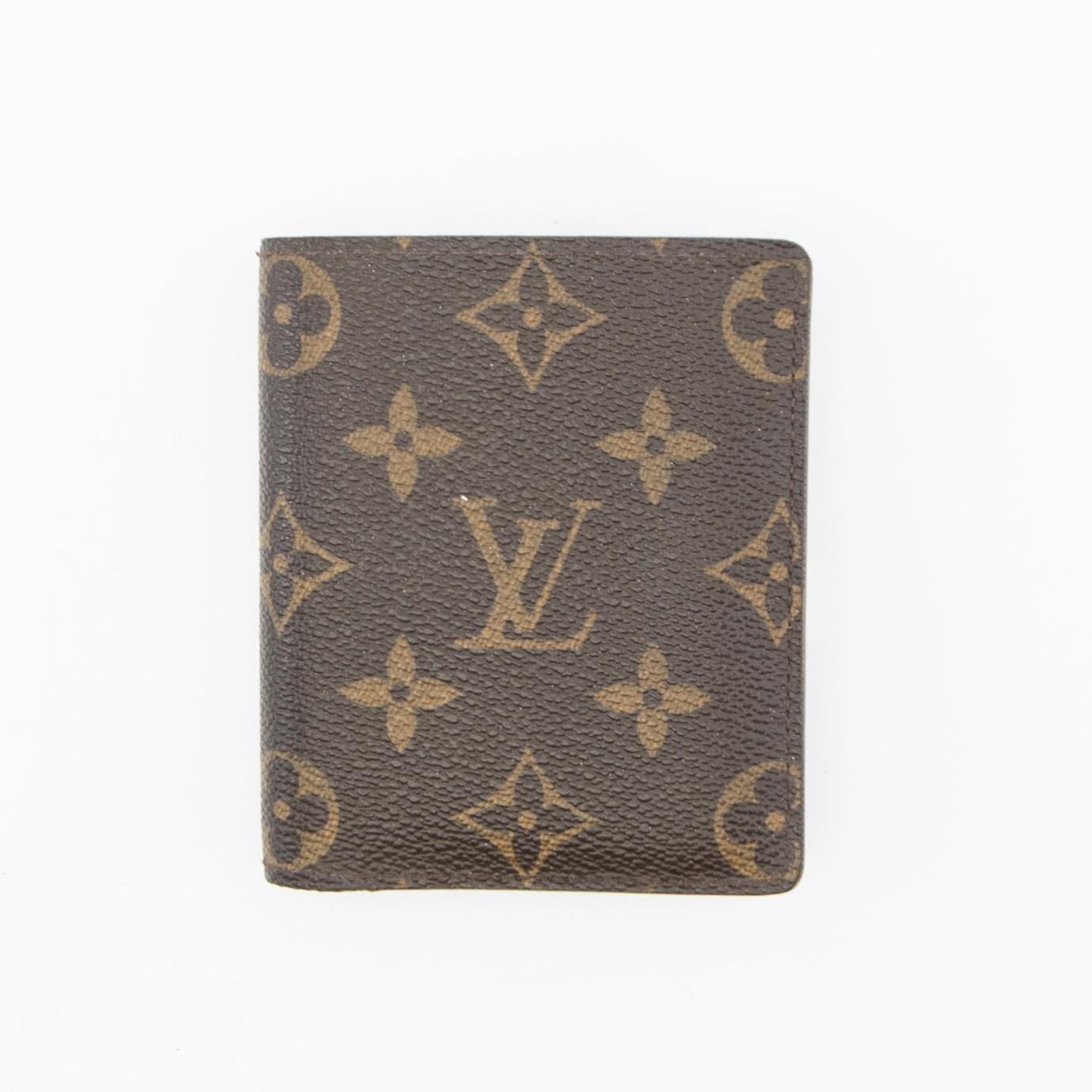 Louis Vuitton, wallet.