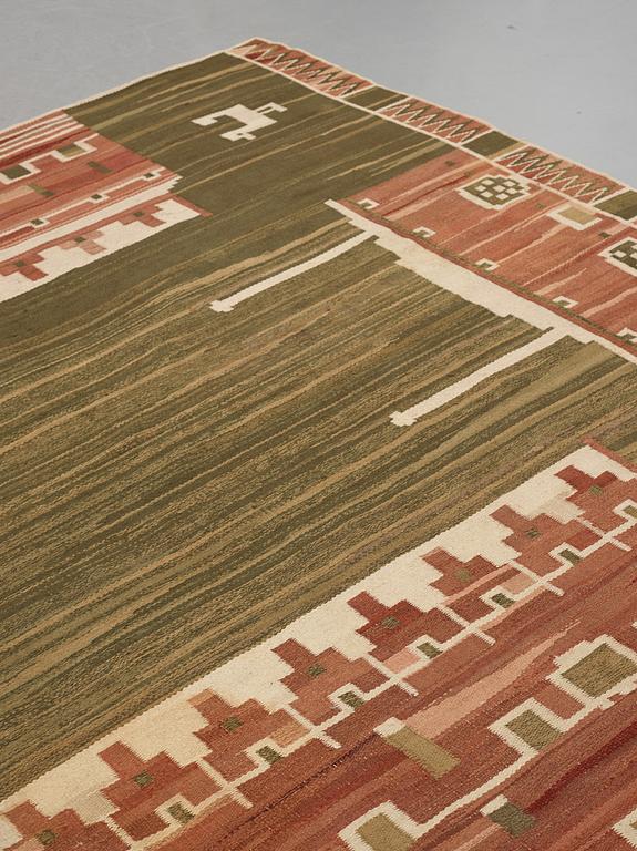 Barbro Nilsson, A carpet, "Slottet", flat weave, ca 280-282 x 295,5-309,5 cm, designed by Barbro Nilsson, unsigned.