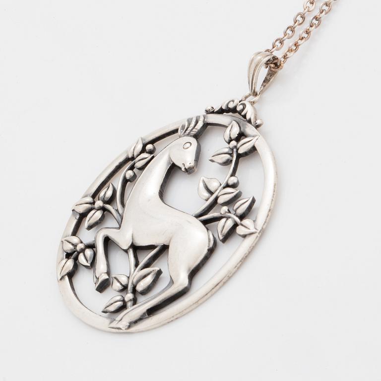 Gustaf Dahlgren & Co, silver pendant, with chain.