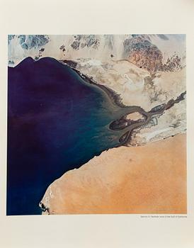 Twenty Photographs of the Moon, publisher Omega / Perkko Oy, 1969.