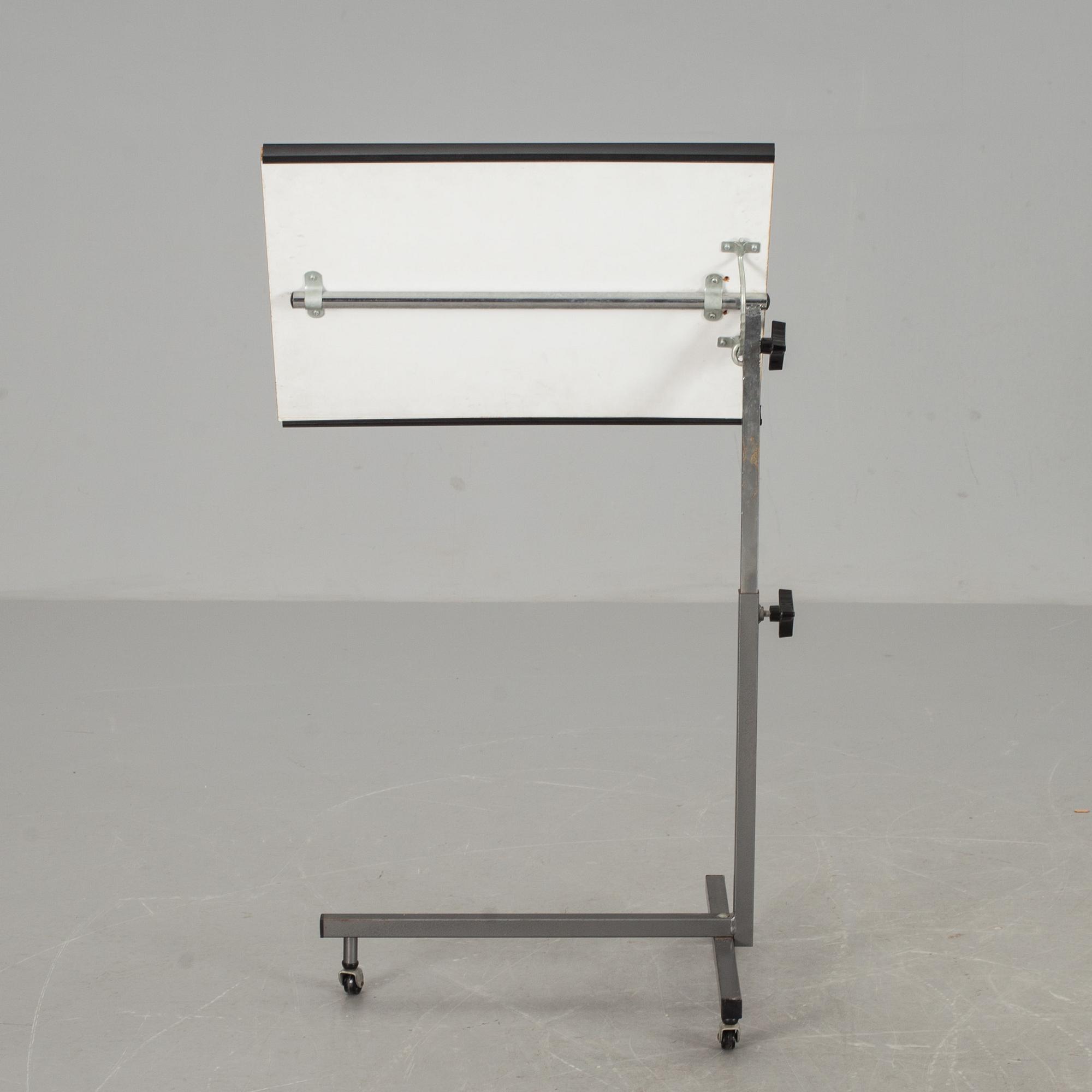 LÄSBORD, 1900-tal.