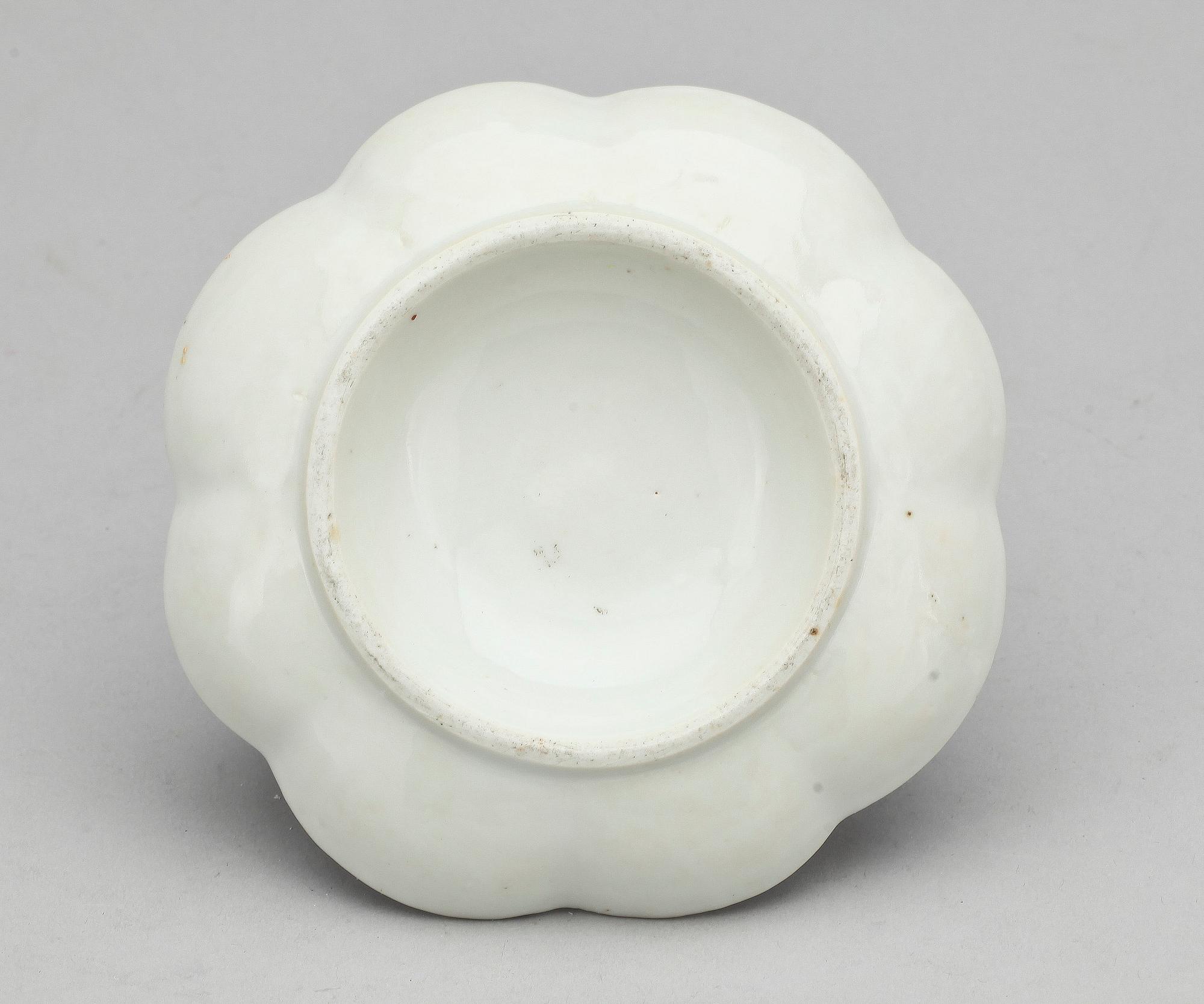 NATTLJUSSTAKE, porslin, Kina, 1800-tal.