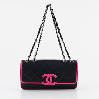 Chanel, bag, "Small Cruise Classic Flap Shoulder Bag", 2008.