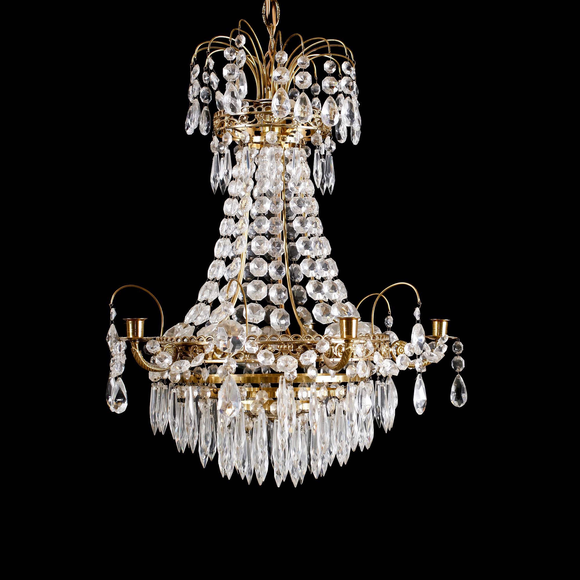 LJUSKRONA, empirestil, 1900-talets mitt. Höjd ca 55 cm.