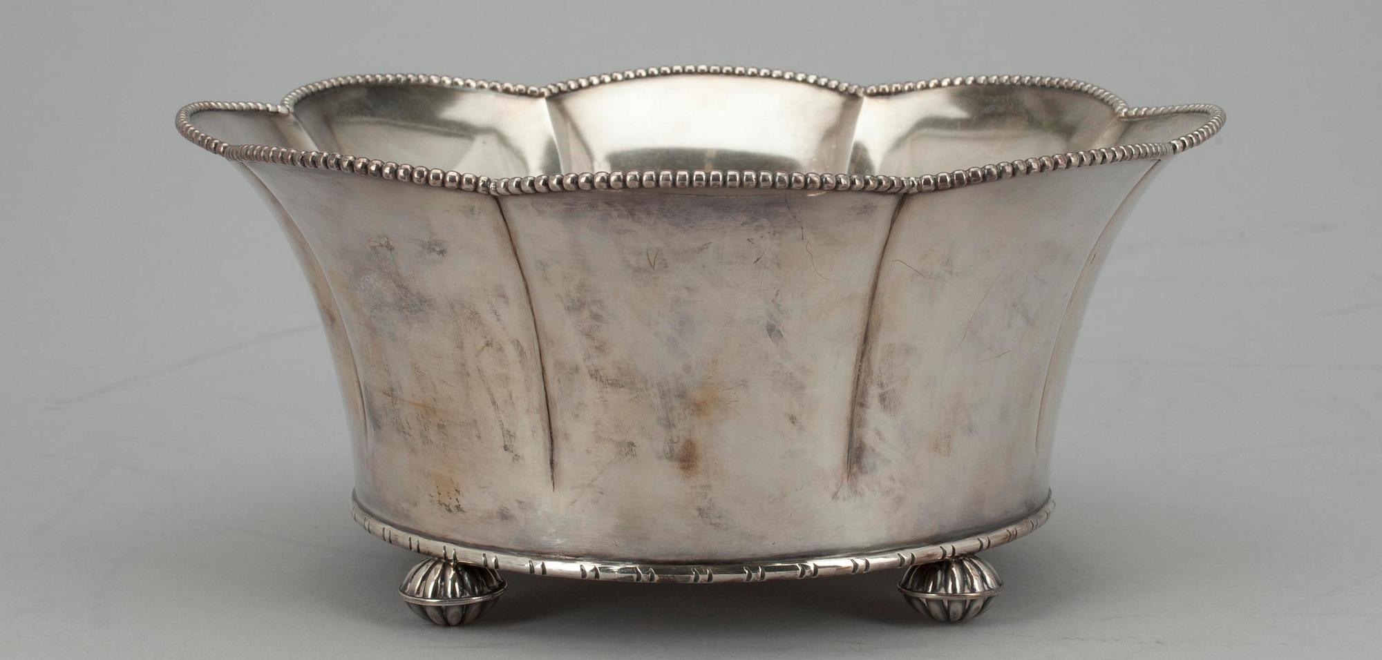 SKÅL, silver, Kultakeskus, Tavastehus 1931. Vikt 324 g.