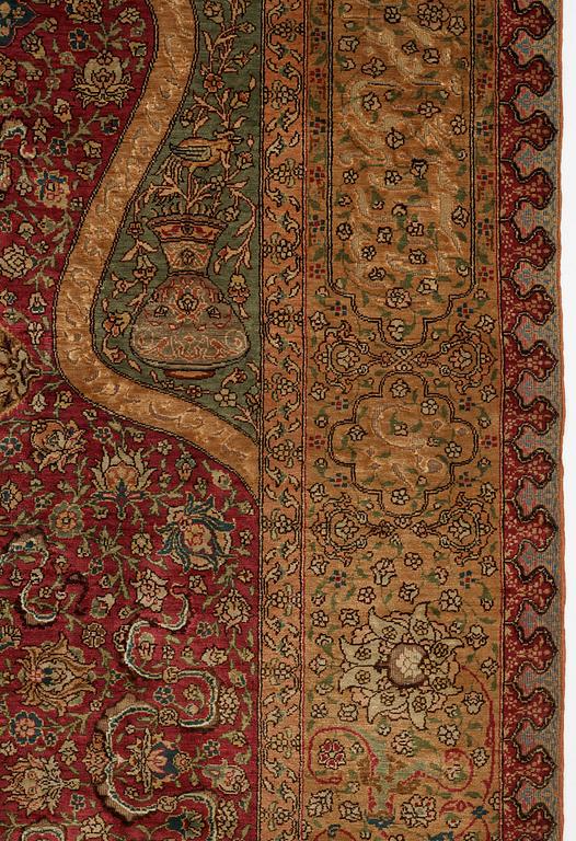 Matta, antik silke Kum Kapi med metallbroschering, Istanbul omkring 1910, "Sultan's Head Prayer" design.