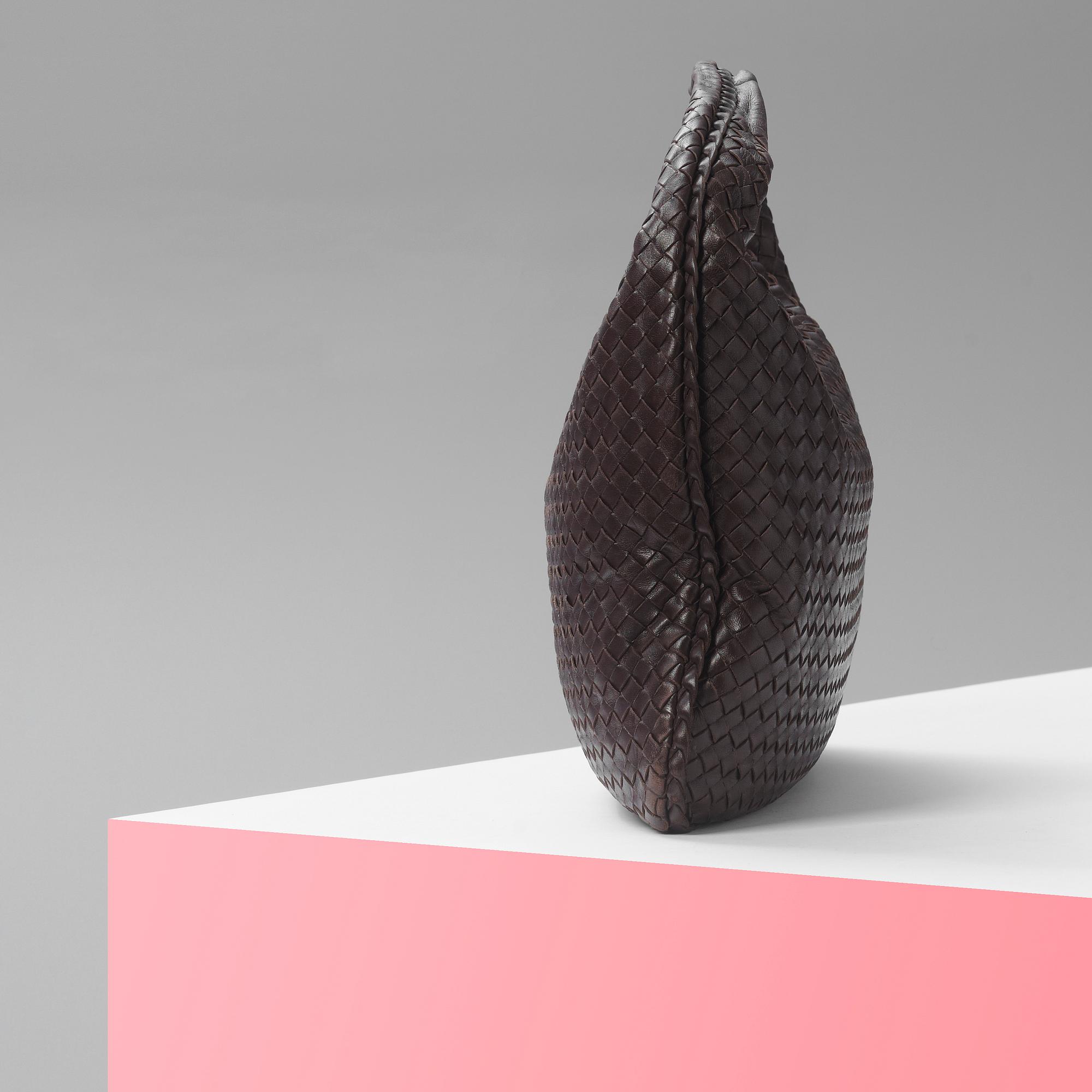 VÄSKA, Bottega Veneta, "HOBO", 2012.