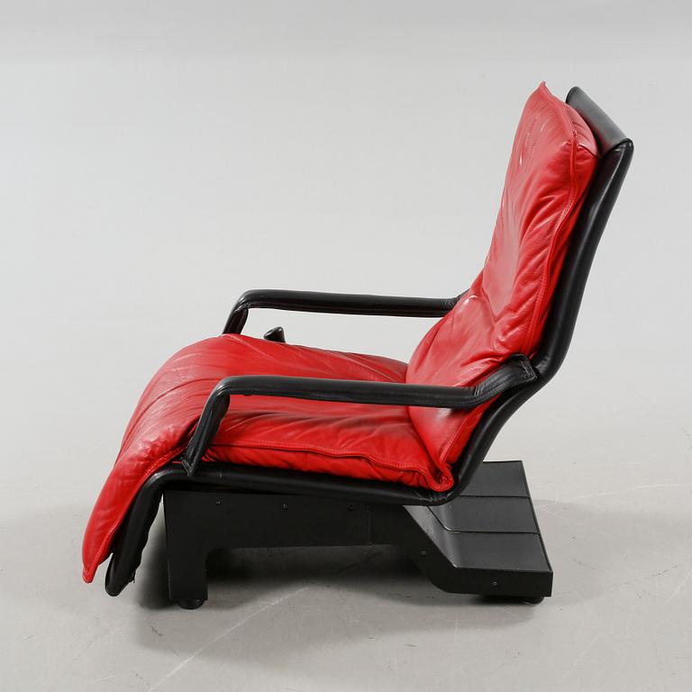 An easy chair, model Cobra, designed by Giuseppe Zani for Zani, Collezione Poltrone in Italy, late 20th century.