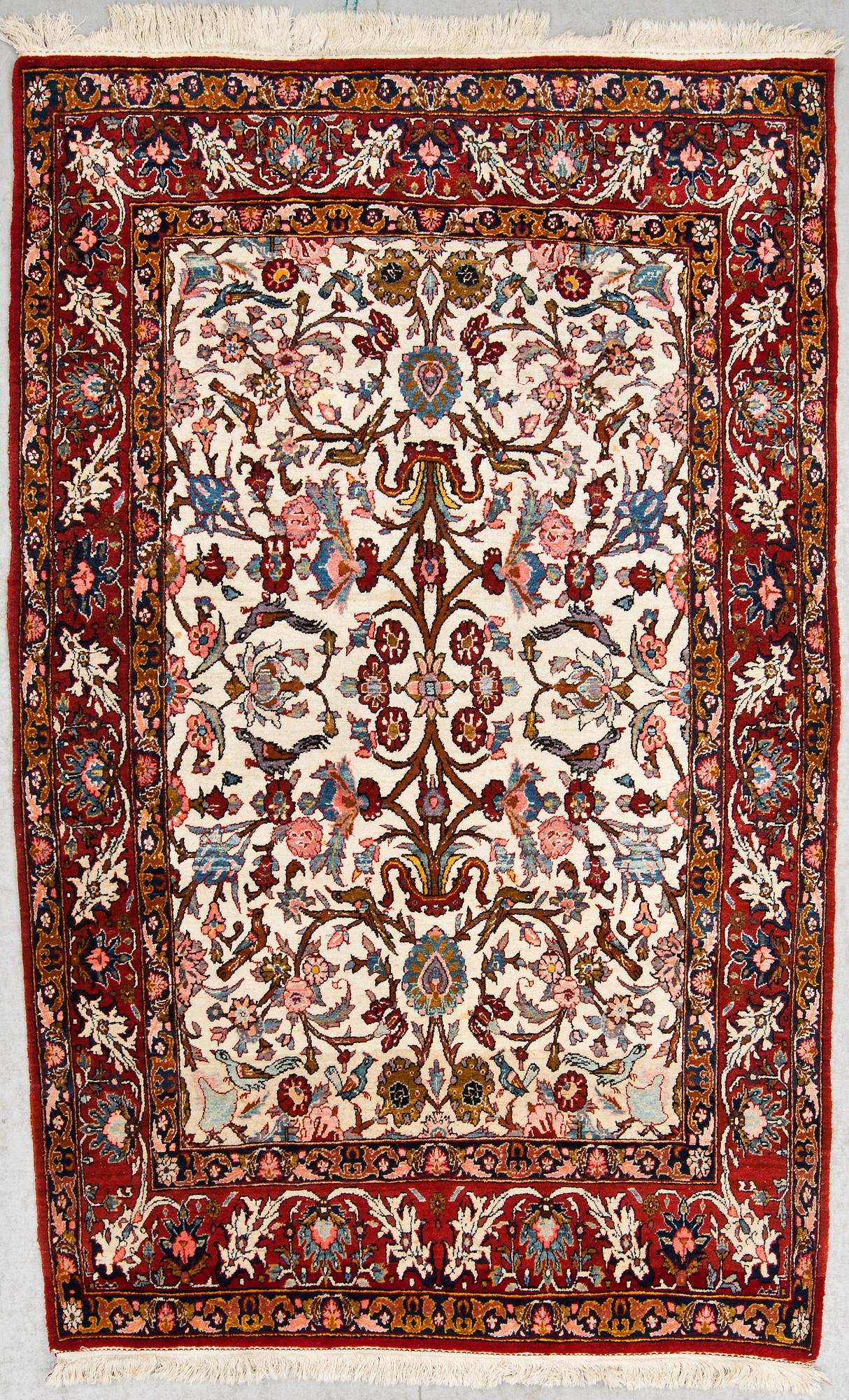 MATTA, old, Isfahan, figural, ca 213 X 137cm.