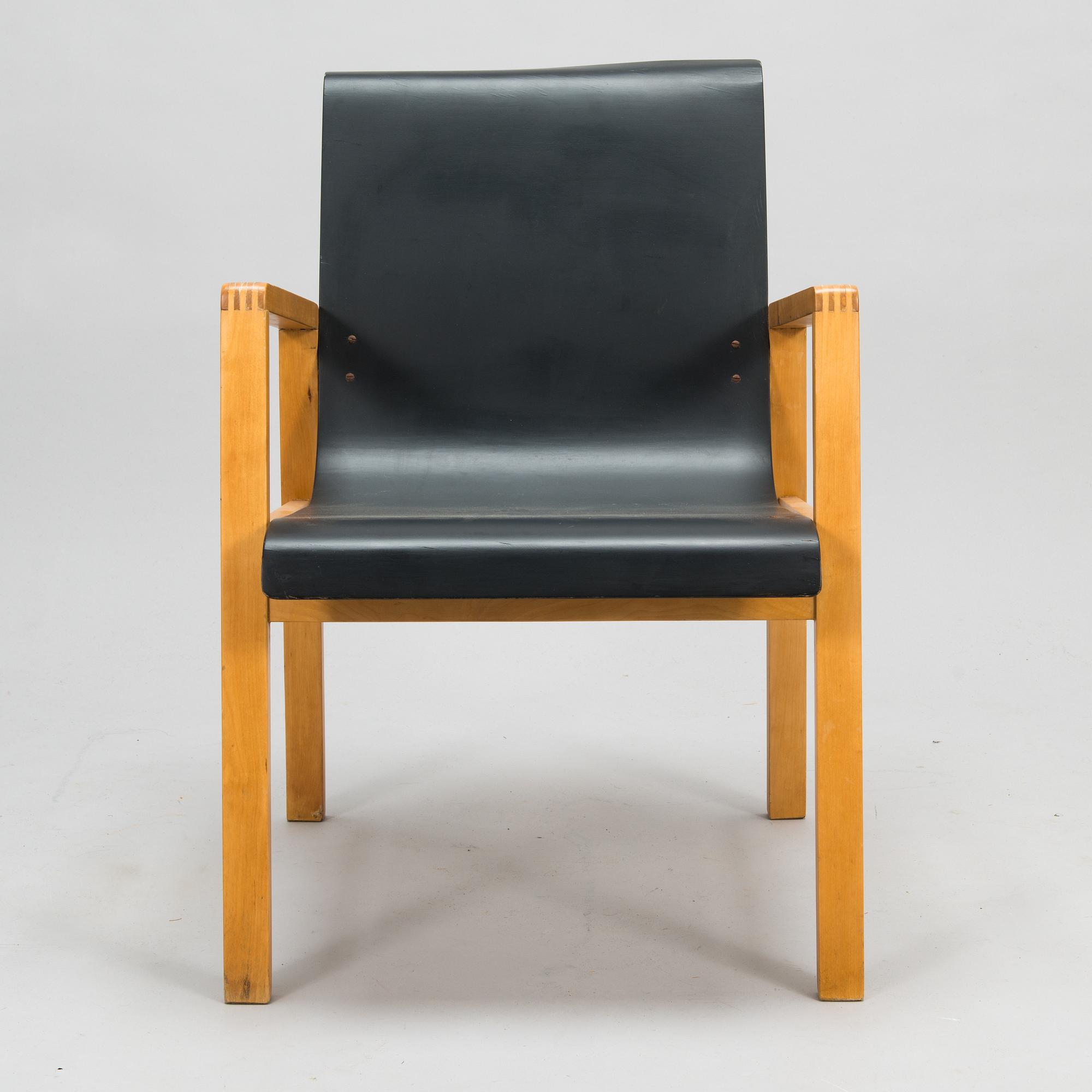Alvar Aalto, a 1960/1970's '403' open armchair for Artek.
