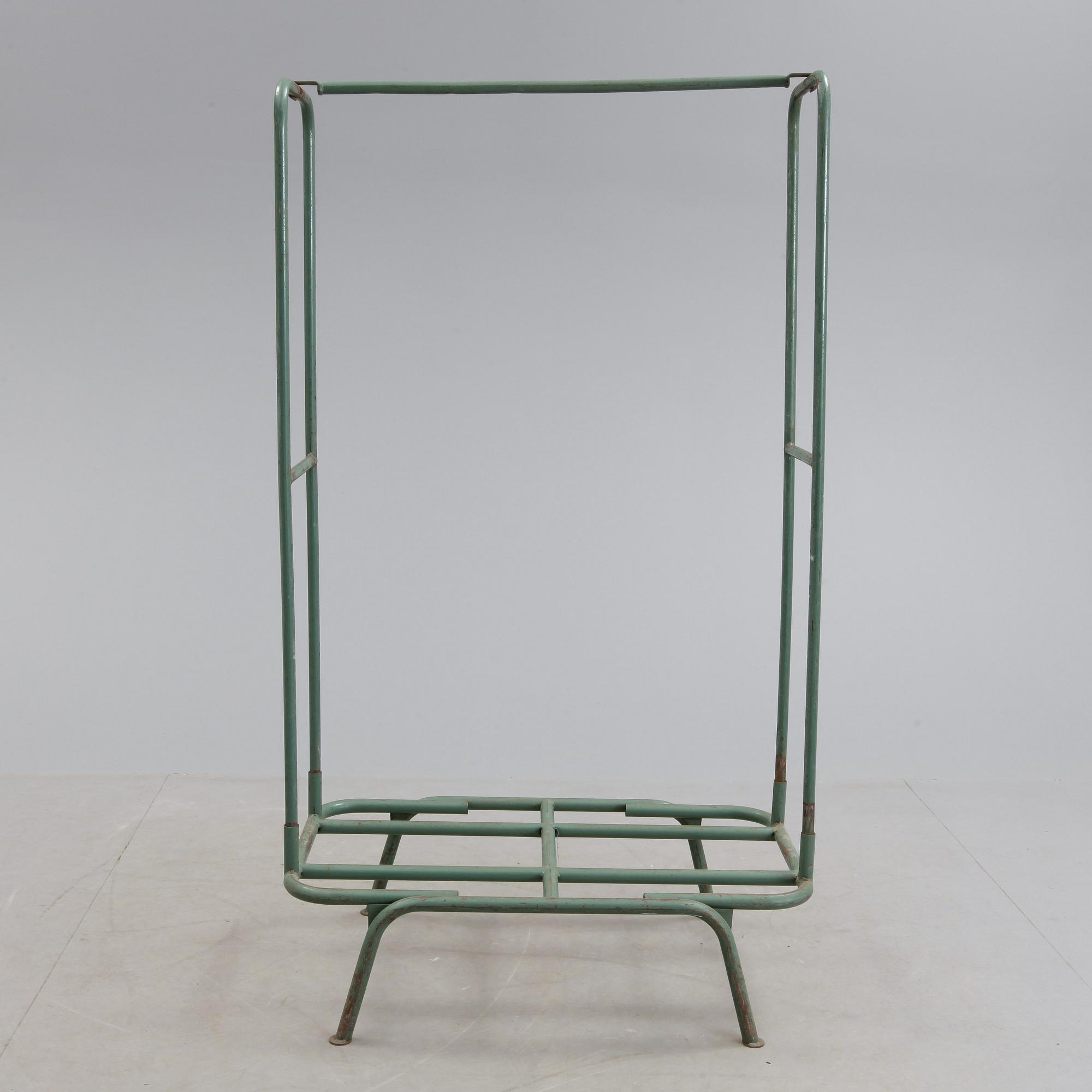 KLÄDHÄNGARE, industri, 1900-talets mitt.