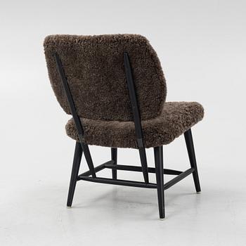 Fåtölj, fårskinn, Engen, Örkelljunga, 1900-talets mitt.