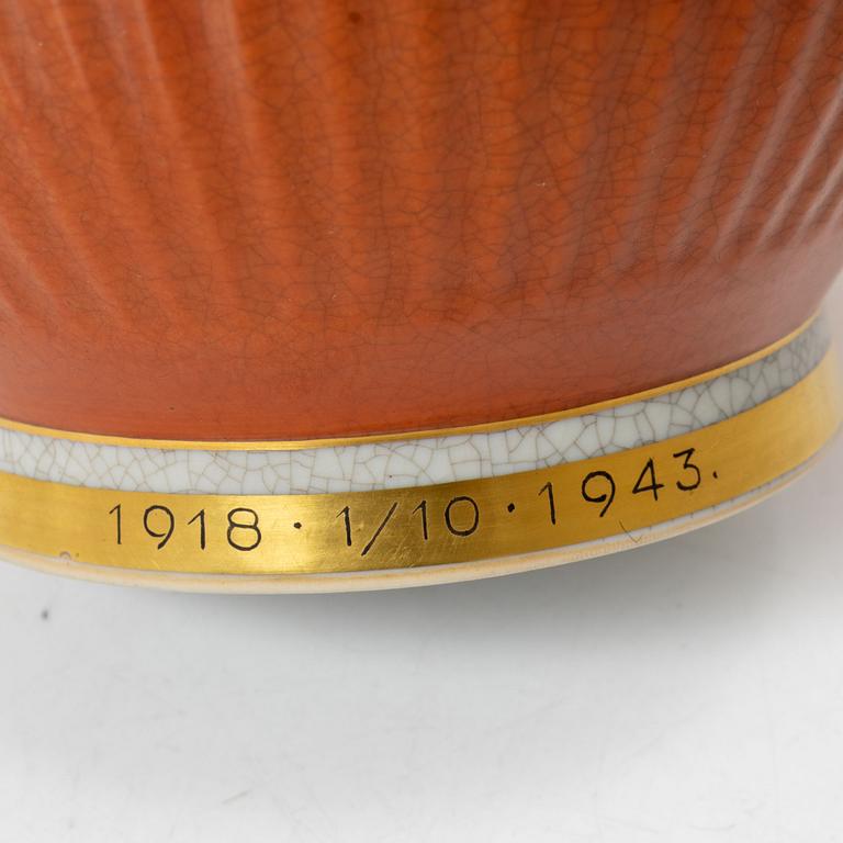 Royal Copenhagen, a vase, Denmark, 1937.