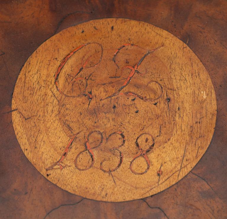 TOBAKSBURK, senempire, daterad 1838.