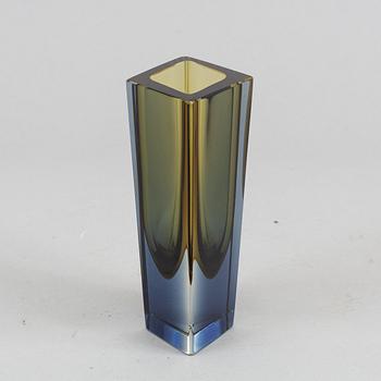 Kaj Frank, a glassv vase, 'Prisma', from Nuutajärvi Notsjö, signed and dated -65.