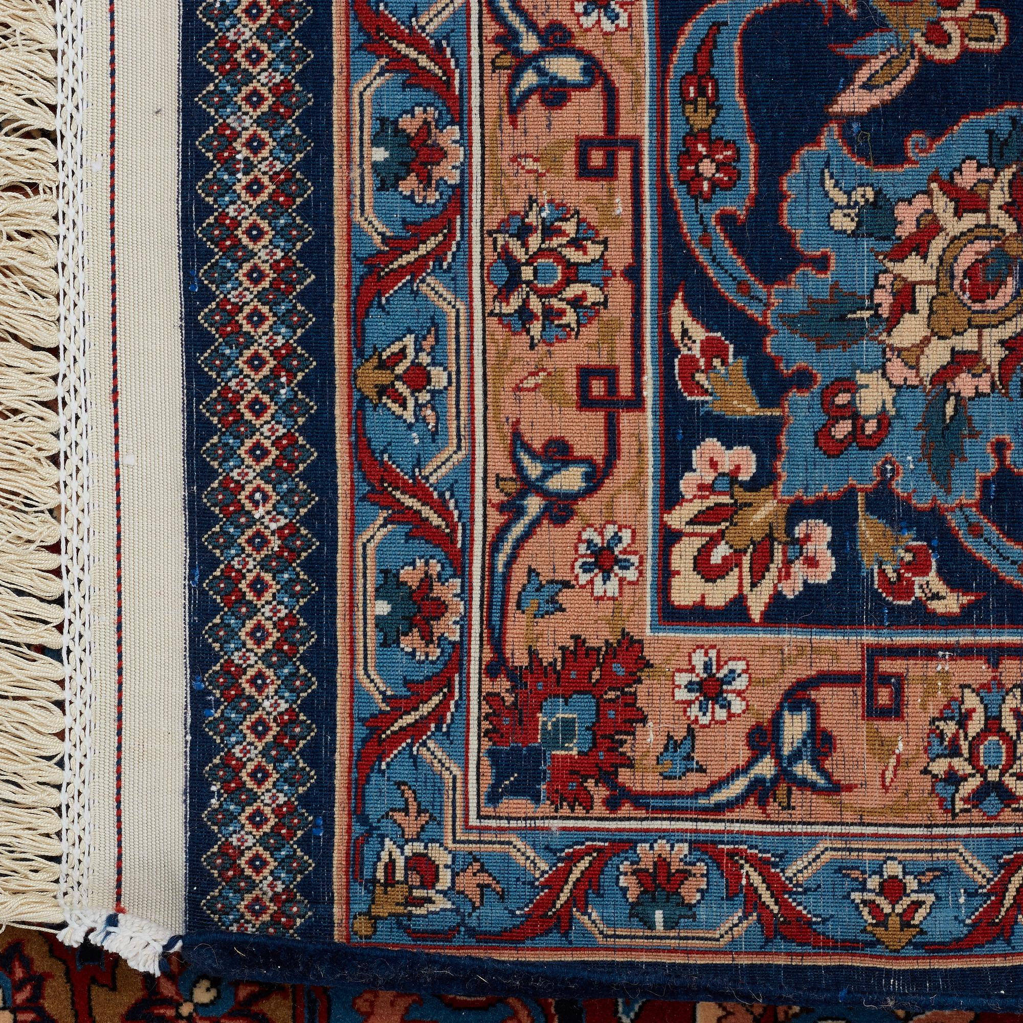 MATTA, old Isfahan, ca 347 x 252 cm (samt kortsidorna med 3 respektive 2,5 cm slätväv).
