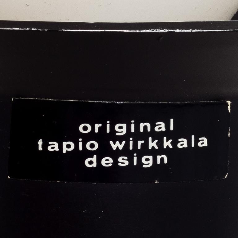 TAPIO WIRKKALA, PÖYTÄVALAISIN.