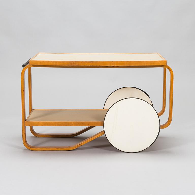 Alvar Aalto, a mid-20th century '98' tea trolley for Oy Huonekalu- ja Rakennustyötehdas Ab, Finland.