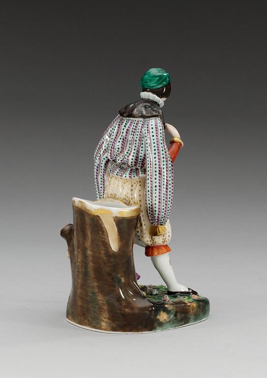 FIGURIN med VAS, porslin. Ryssland, 1800-tal. Troligen Popov, omärkt.