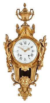 530. A Louis XVI 1770/80's clock by André Hessén, 1782-87 watchmaker to the  French king's brother, Monsieur (Louis XVIII).