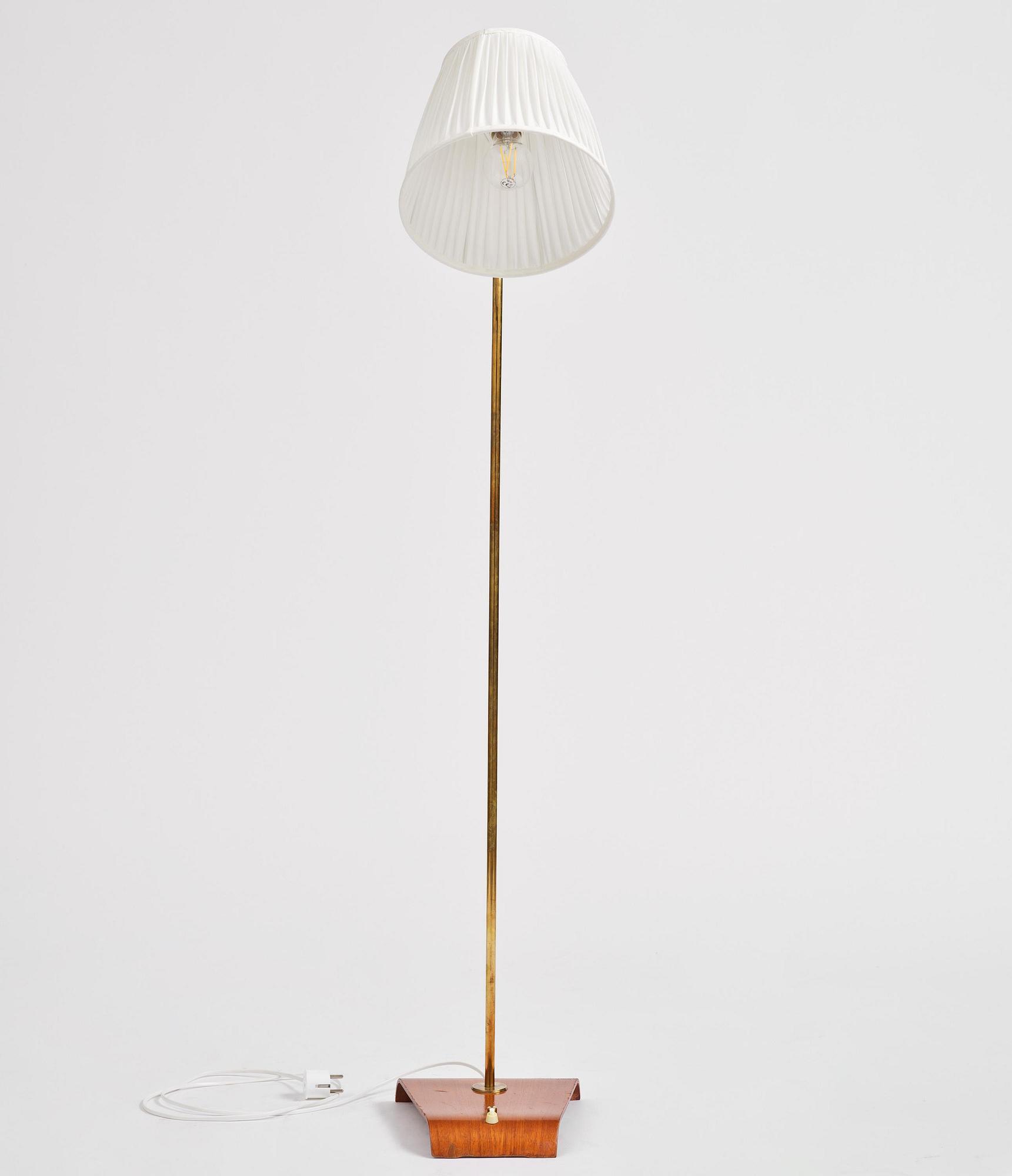 Bertil Brisborg, a floor lamp, Nordiska Kompaniet, 1940s–50s.