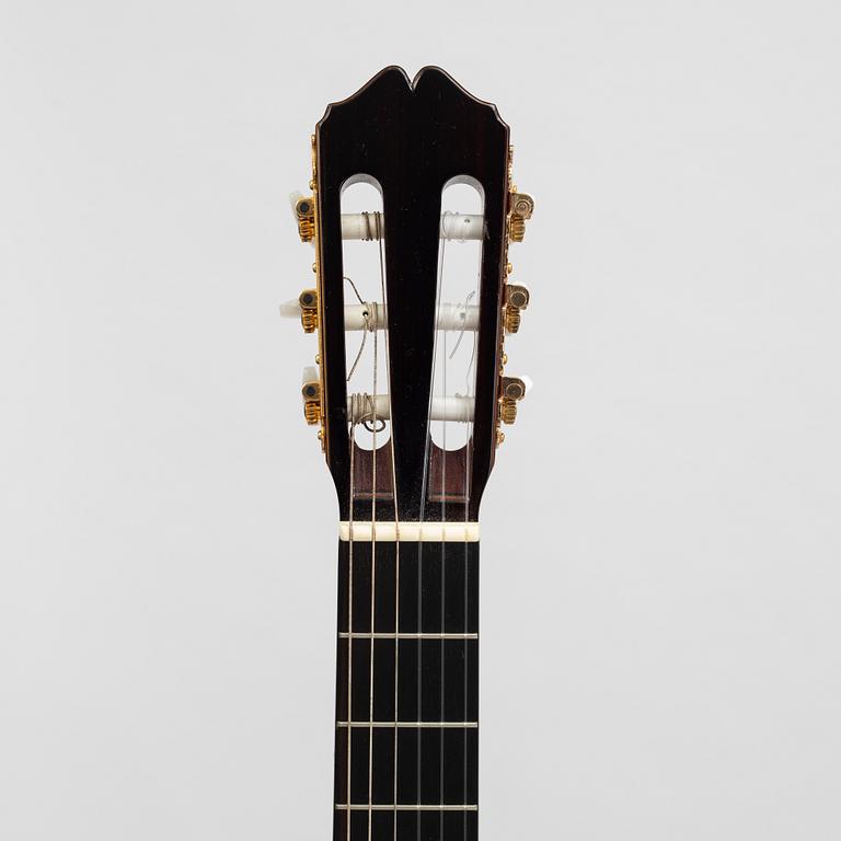 Kazuo Yairi, Alvarez, 3/4 akustisk gitarr, "CY127CE", Japan, 1996.