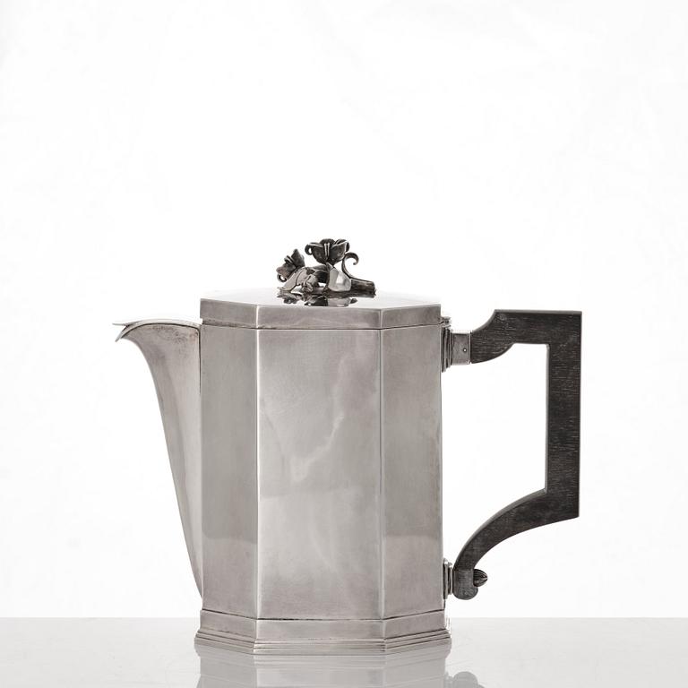 Atelier Borgila, a sterling silver coffee set, 3 pcs, Stockholm 1935.