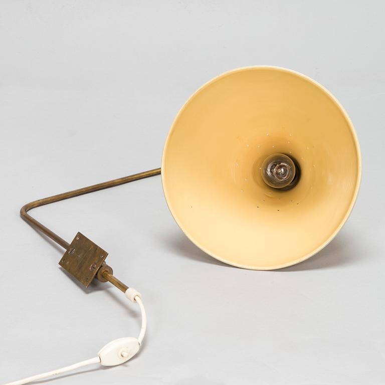 Gunnel Nyman, lampa, kupans modell 51083 Idman 1900-talets mitt.