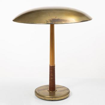 Harald Notini, A model 15525 table lamp, Arvid Böhlmarks Lampfabrik, Stockholm, 1950s.
