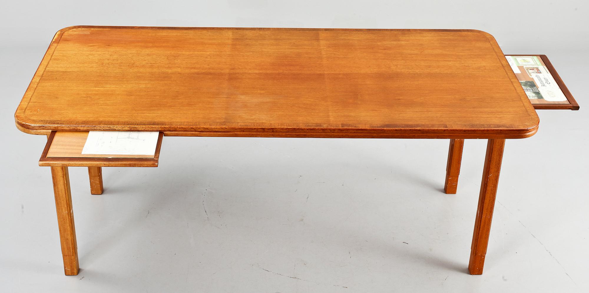 SKRIVBORD samt HURTS, Carl Malmsten, troligen 1940-talets andra hälft.
