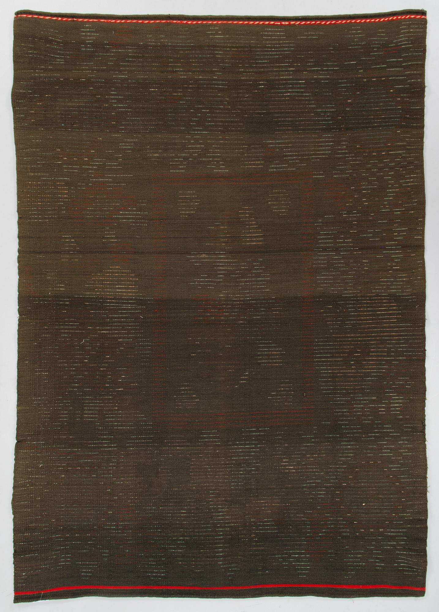 A Finnish folkart long pile ryijy-rug, turn of the 19th/20th Century. Circa 190 x 135 cm.
