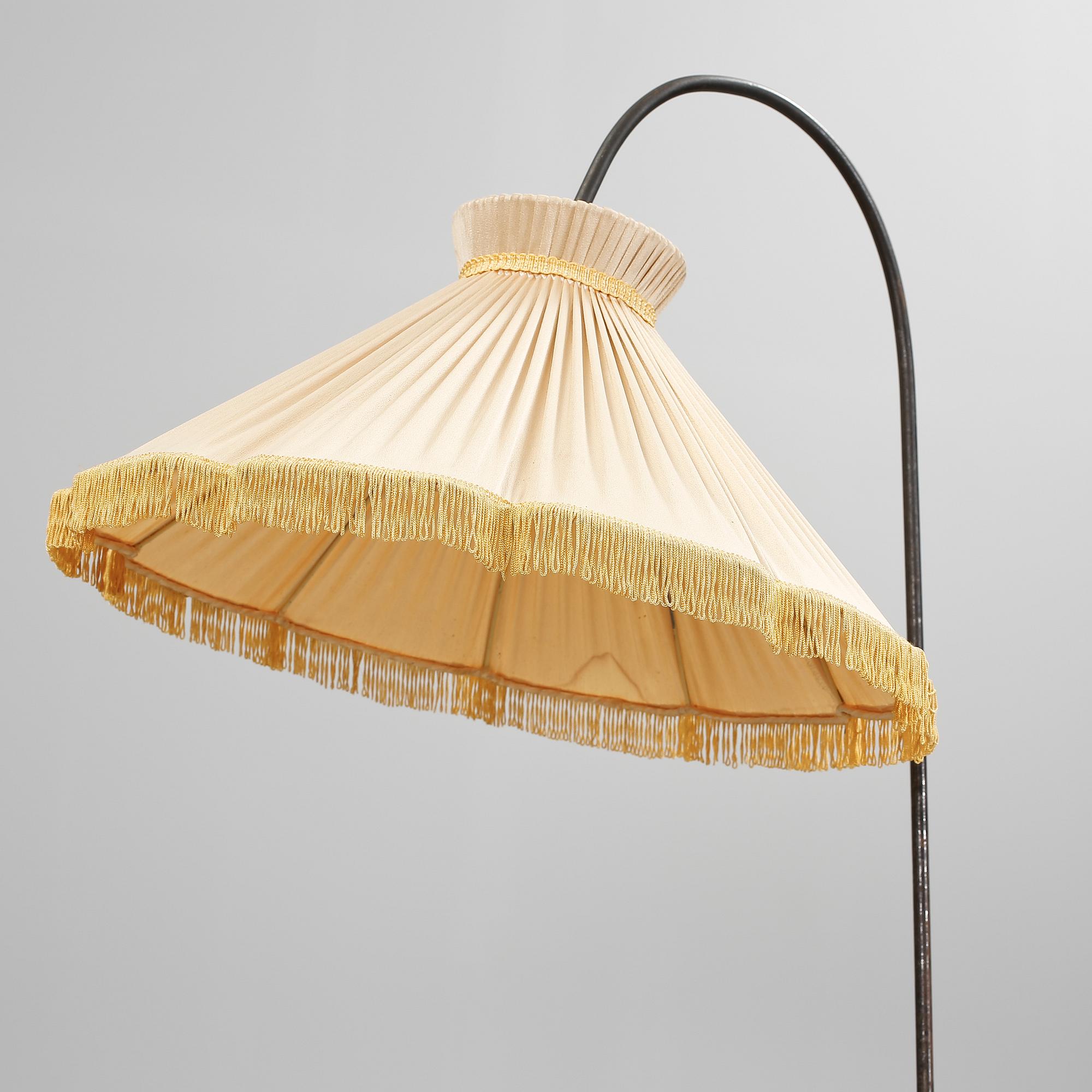 GOLVLAMPA, 1920-30-tal.