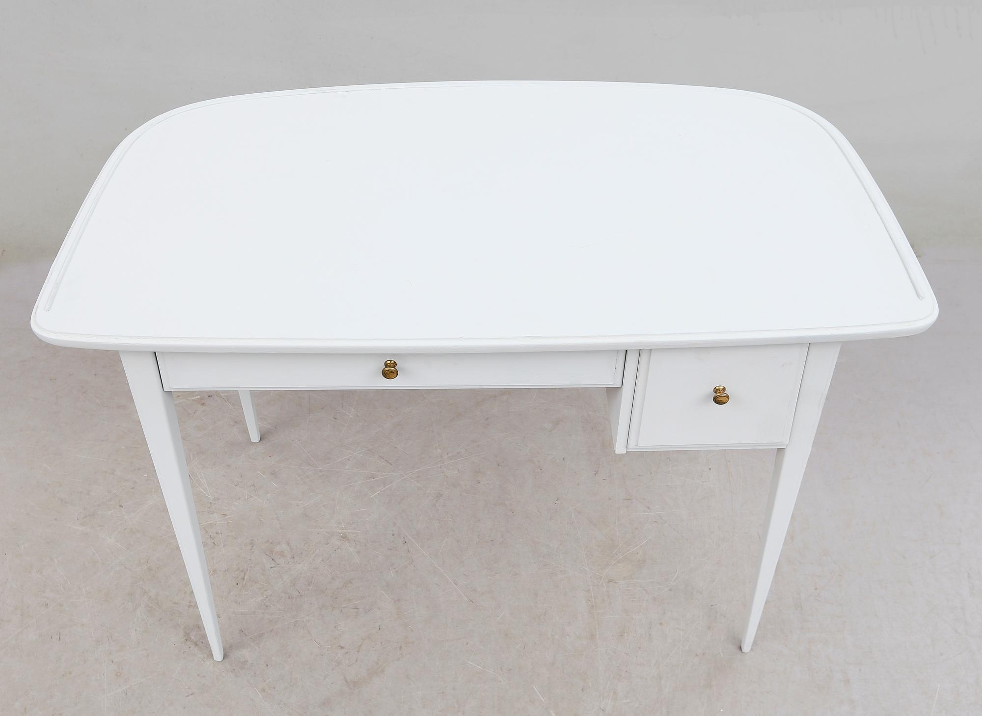 TOALETTBORD, 1900-talets mitt.