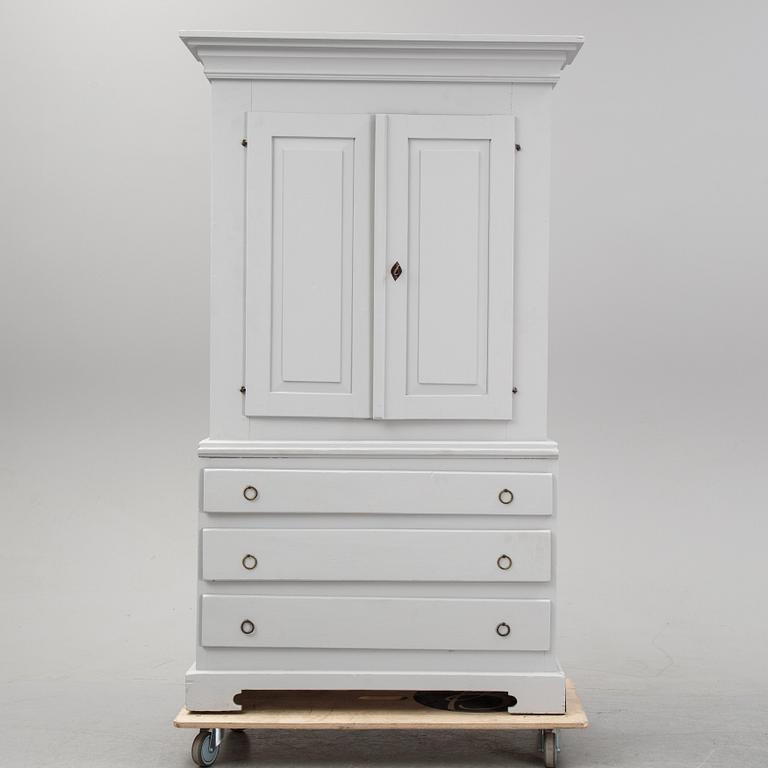 A 18/19th Century painted cabinet.