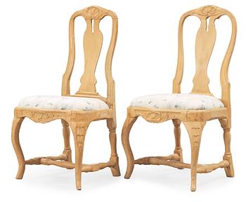 447. A pair of Swedish Rococo 18th century chairs.