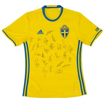 Signed football shirt, Sweden men’s national team, UEFA Euro 2016.