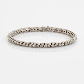 White gold and brilliant cut diamond bracelet.