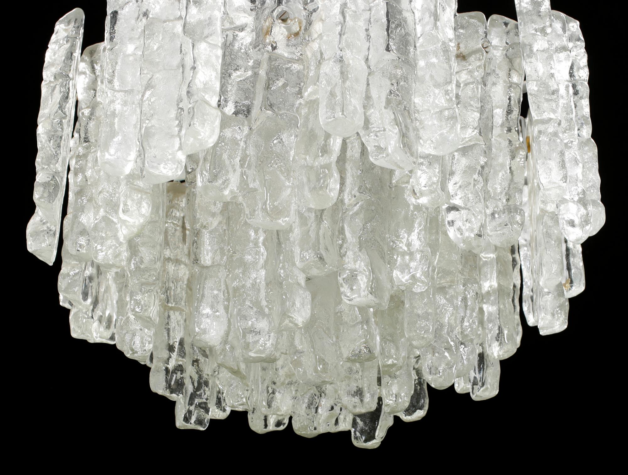 TAKLAMPA, "Ice block chandelier", J.T Design, Kalmar, Österrike, 1960-tal. Höjd ca 70 cm.