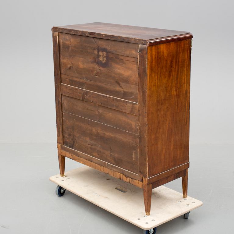 CHIFFONJÉ, gustaviansk stil, 1800-talets slut.