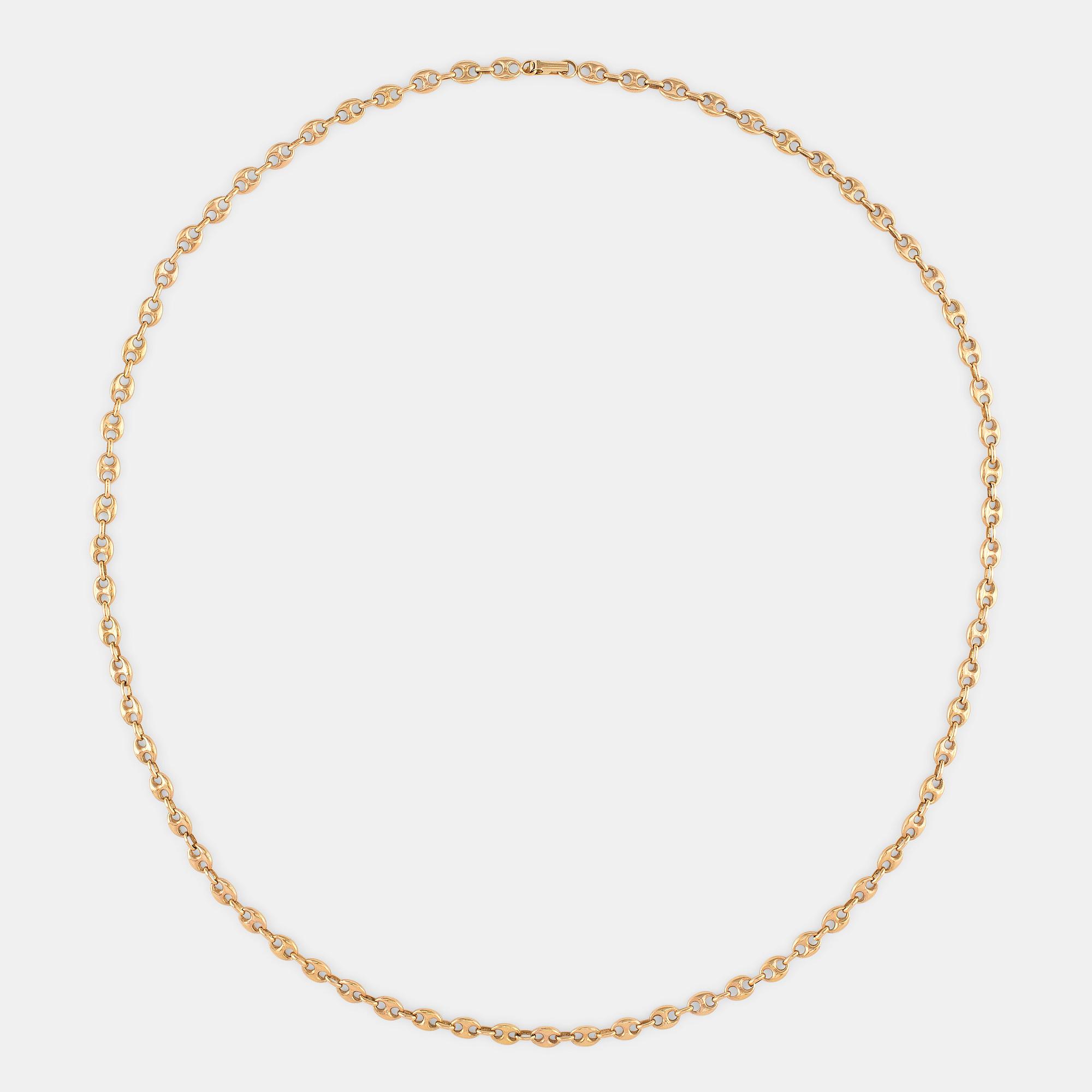 An 18K gold necklace.