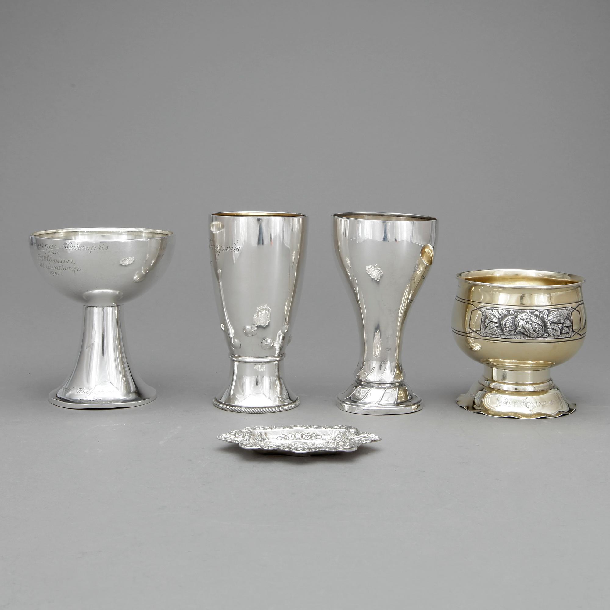 PARTI SILVER, 5 st, däribland C G Hallberg, Stockholm, 1900-talets första hälft, vikt ca 462 gram.