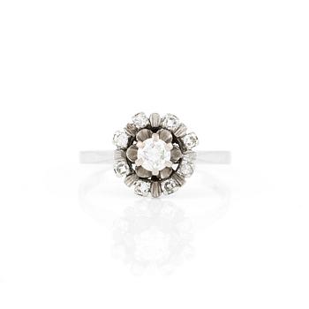 RING, vitguld 18K, diamanter, svenska importstämpel, 1900-talets andra hälft. Vikt ca 2,5 gram.